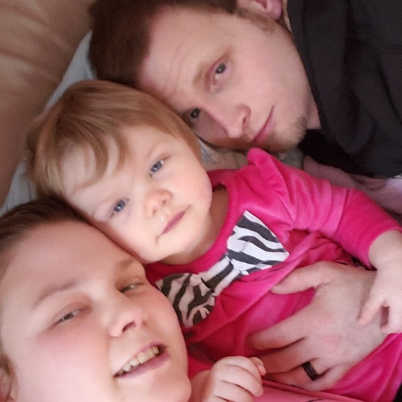 Meet your Posher, Jennifer - Picture 4 of 4